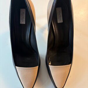 MaxMara bicolor pointed toe heels